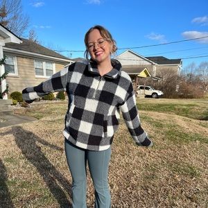 Meet your Posher, Ashleigh